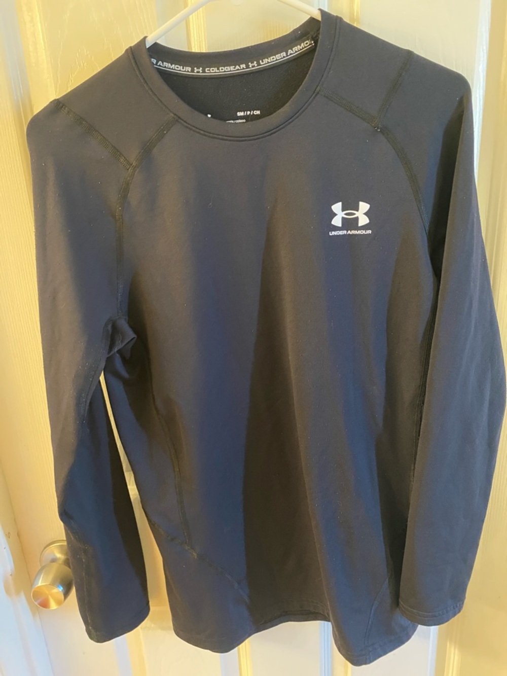 Under Armour Black Long Sleeve Performance cold gear shirt